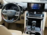 Toyota Land Cruiser GXR 2025