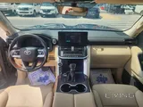 Toyota Land Cruiser GXR 2025