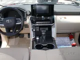 Toyota Land Cruiser GXR 2025 V6