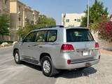 Toyota Land Cruiser GXR Model 2011