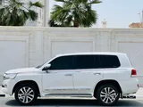 TOYOTA LAND CRUISER GXR V6  2019