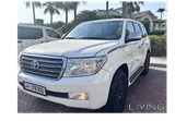 Toyota Land Cruiser GXR V8