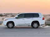 Toyota land cruiser gxr v8