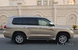Toyota Land Cruiser GXR V8 2010