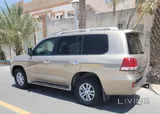 Toyota Land Cruiser GXR V8 2010