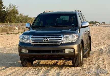 Toyota Land Cruiser GXR 2010