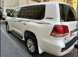 Toyota Land Cruiser GXR V8 - 2011