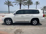 Toyota Land Cruiser GXR V8 4600CC 2014 195300 Kms