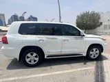 Toyota Land Cruiser GXR V8 4600CC 2014 195300 Kms