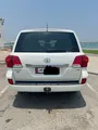 Toyota Land Cruiser GXR V8 4600CC 2014 195300 Kms