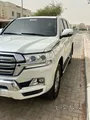 TOYOTA LAND CRUISER GXR V8 LOW MILAGE