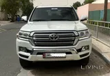 TOYOTA LAND CRUISER GXR V8 LOW MILAGE