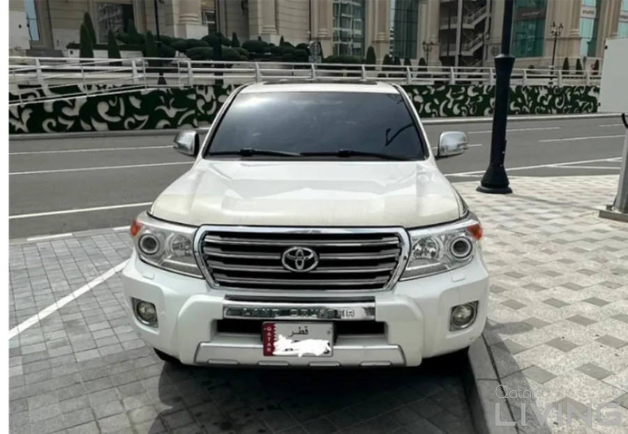 تويوتا لاند كروزر GXR 2015 — QatarLiving
