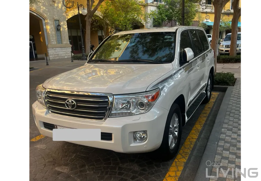 تويوتا لاند كروزر GXR 2015 — QatarLiving