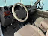 Toyota Land Cruiser LX 2015 V6