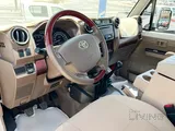 Toyota Land Cruiser LX 2023 V6