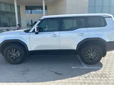 Toyota Land Cruiser Prado All Rounder 2025 pearl white