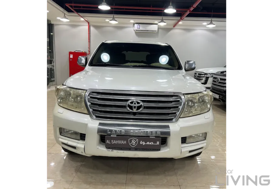 تويوتا لاند كروزر VXR 2010 — QatarLiving