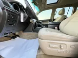 Toyota Land Cruiser VXR 2011