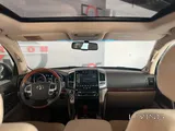 Toyota Land Cruiser VXR 2012