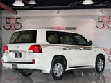 Toyota Land Cruiser VXR 2012