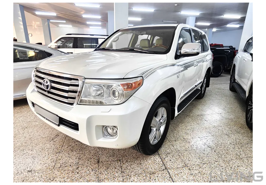 Toyota Land Cruiser VXR 2013 — QatarLiving