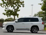 Toyota Land Cruiser VXR 2013