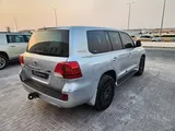 تويوتا لاند كروزر VXR 2015