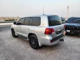 تويوتا لاند كروزر VXR 2015