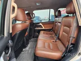 تويوتا لاند كروزر VXR 2015