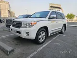 Toyota land cruiser vxr 2015 in perfect condition