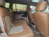Toyota land cruiser vxr 2015 in perfect condition