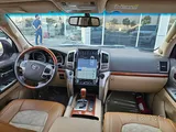 Toyota land cruiser vxr 2015 in perfect condition