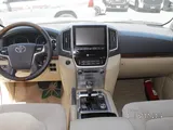 Toyota Land Cruiser VXR 2016 V8