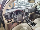 Toyota Land Cruiser VXR 2018 V8