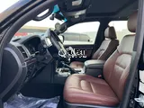 Toyota Land Cruiser VXR 2021