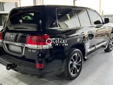 Toyota Land Cruiser VXR 2021