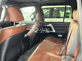 Toyota Land Cruiser VXR 2021