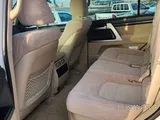 Toyota Land Cruiser VXR 2021