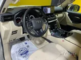 Toyota Land Cruiser VXR 2024