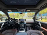 Toyota Land Cruiser VXR Grand Touring S 2021