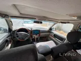 Toyota Land Cruiser VXR V8