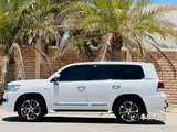 TOYOTA LAND CRUISER VXR V8 2021
