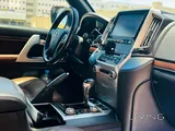 TOYOTA LAND CRUISER VXR V8 2021
