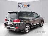 Toyota Land Cruiser VXS 2017 V8