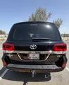 Toyota Landcruiser 2018 GXR V8 black