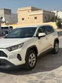 تويوتا RAV4 4x2 للبيع