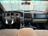 Toyota Sequoia 2015