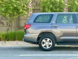 Toyota Sequoia 2015 – 4x4 Capability, Excellent Condition