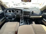 Toyota Sequoia Standard 2013